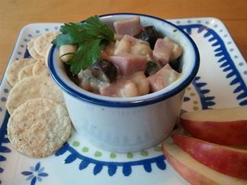 March Recitrees: Yummy White Bean and Ham Dish